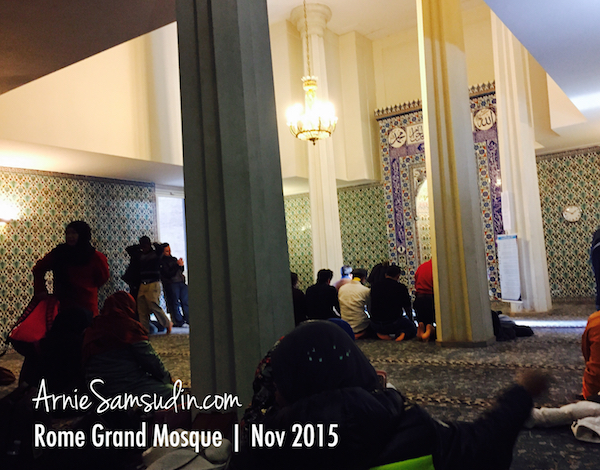 Rome Grand Mosque Interior Masjid